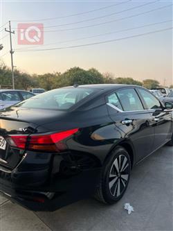 نيسان ألتيما